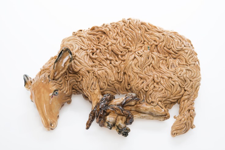 Carolein Smit - Lam met gebonden poten, 2017Carolein Smit - Lamb with tied legs, 2017